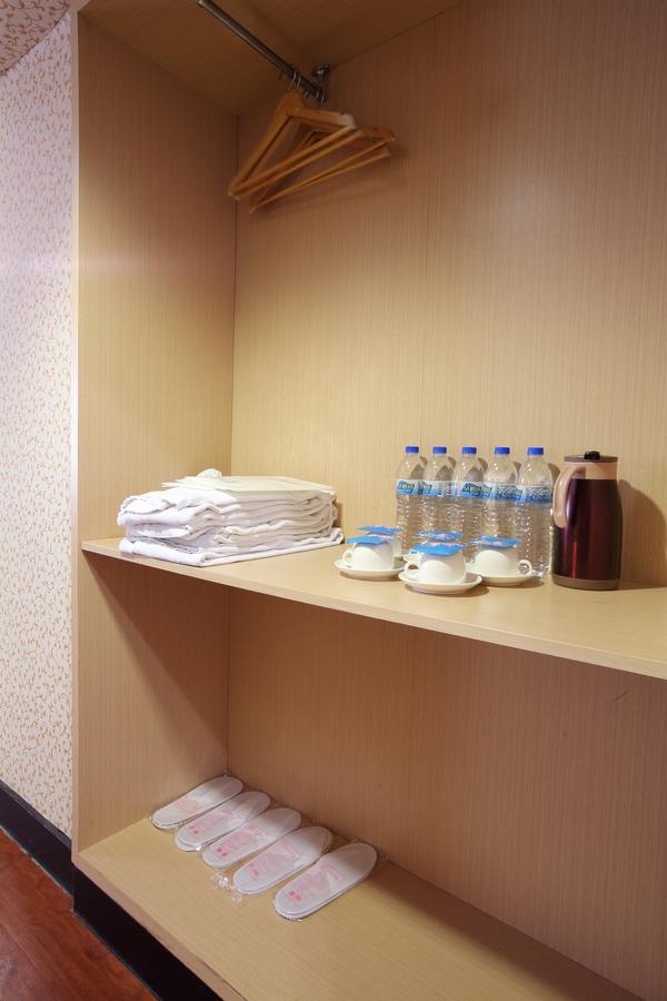 Chiayi Crown Hotel Zewnętrze zdjęcie