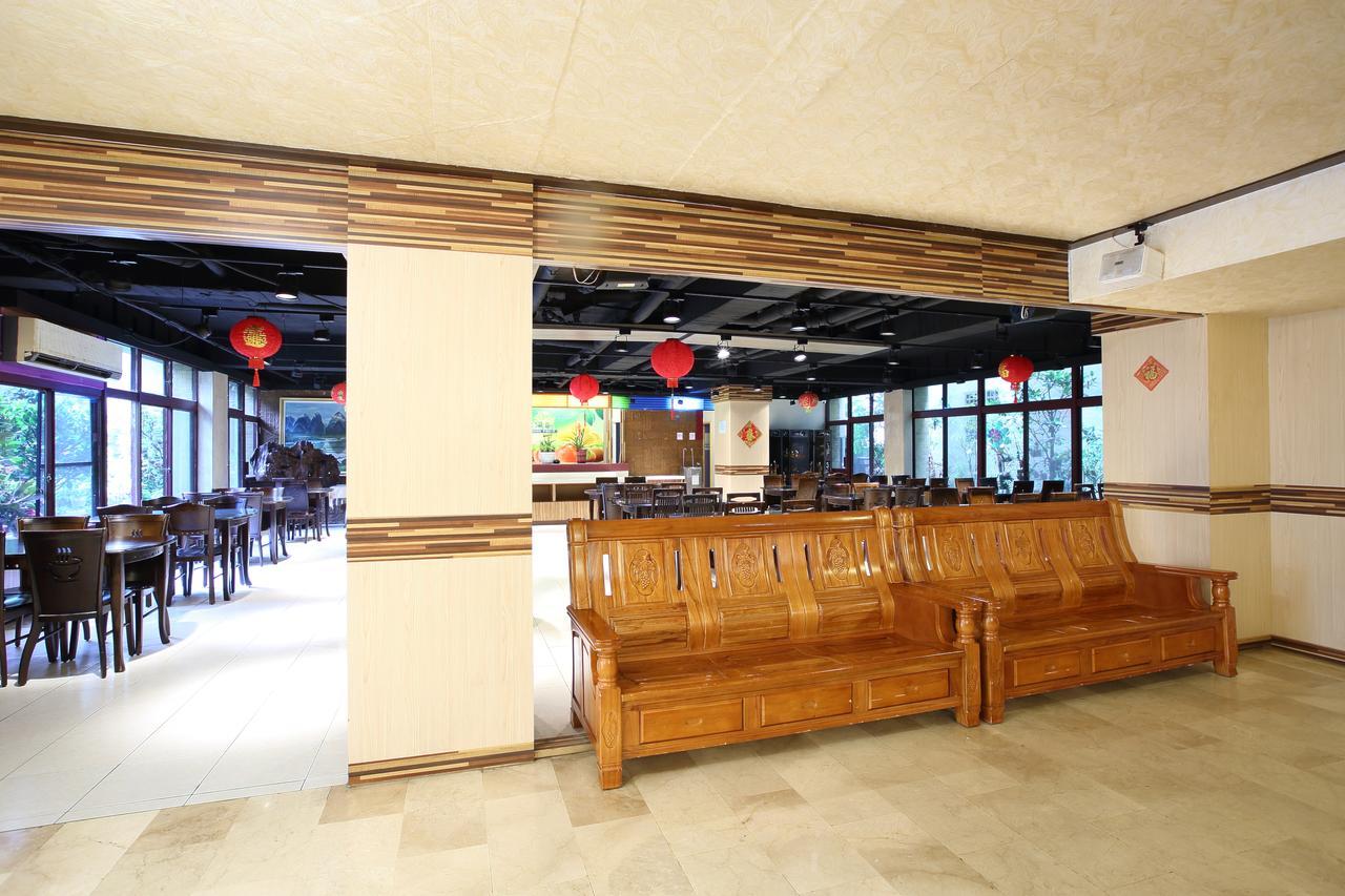 Chiayi Crown Hotel Zewnętrze zdjęcie