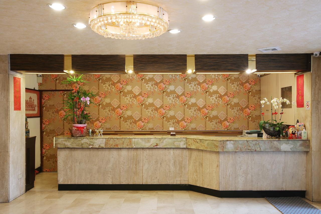 Chiayi Crown Hotel Zewnętrze zdjęcie
