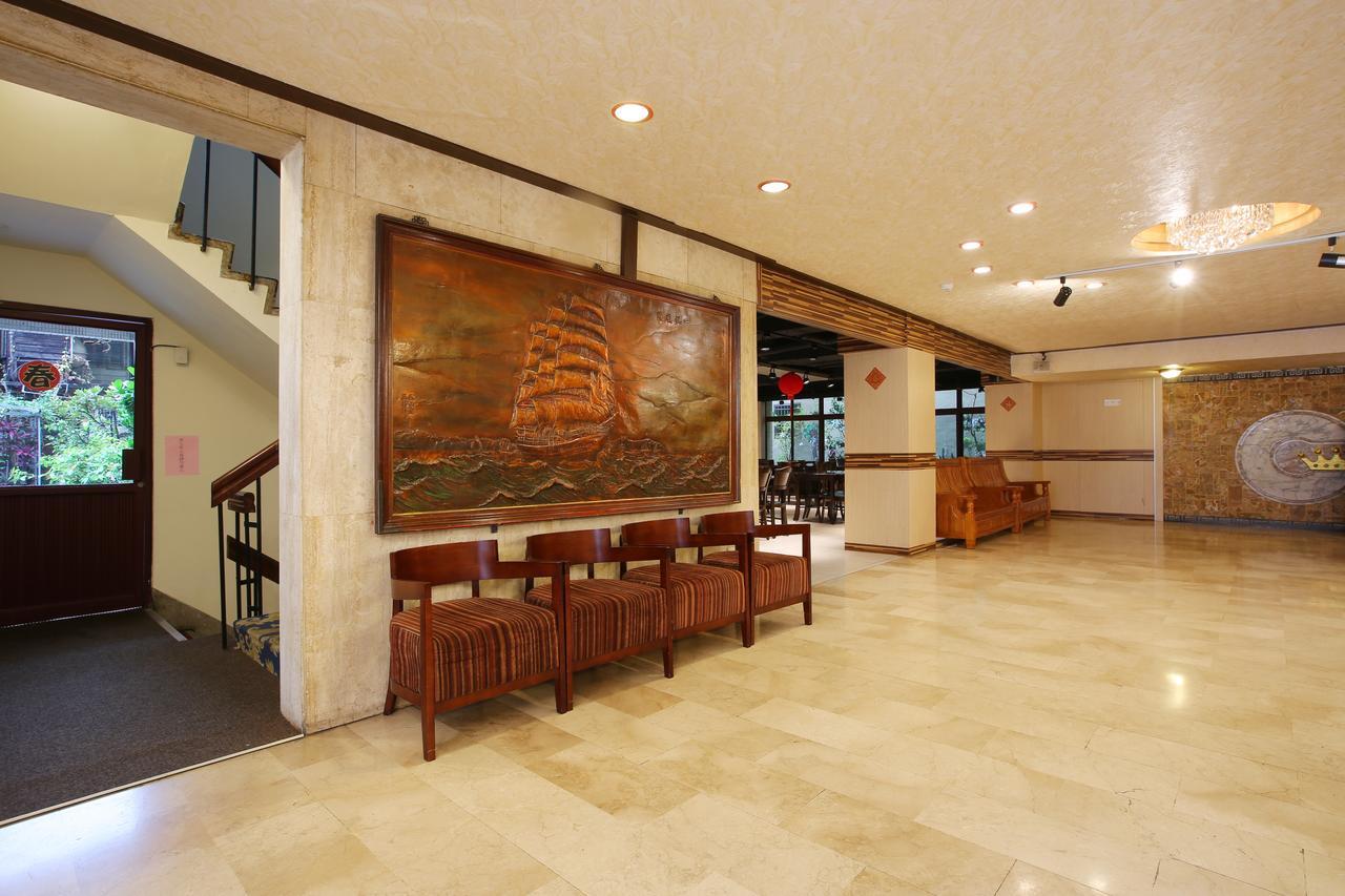 Chiayi Crown Hotel Zewnętrze zdjęcie